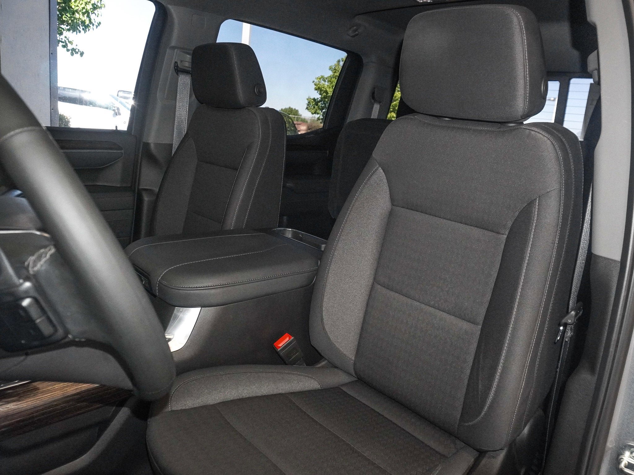 Used 2025 GMC Sierra 1500 Elevation w/ Preferred Package AWD/4WD image 24