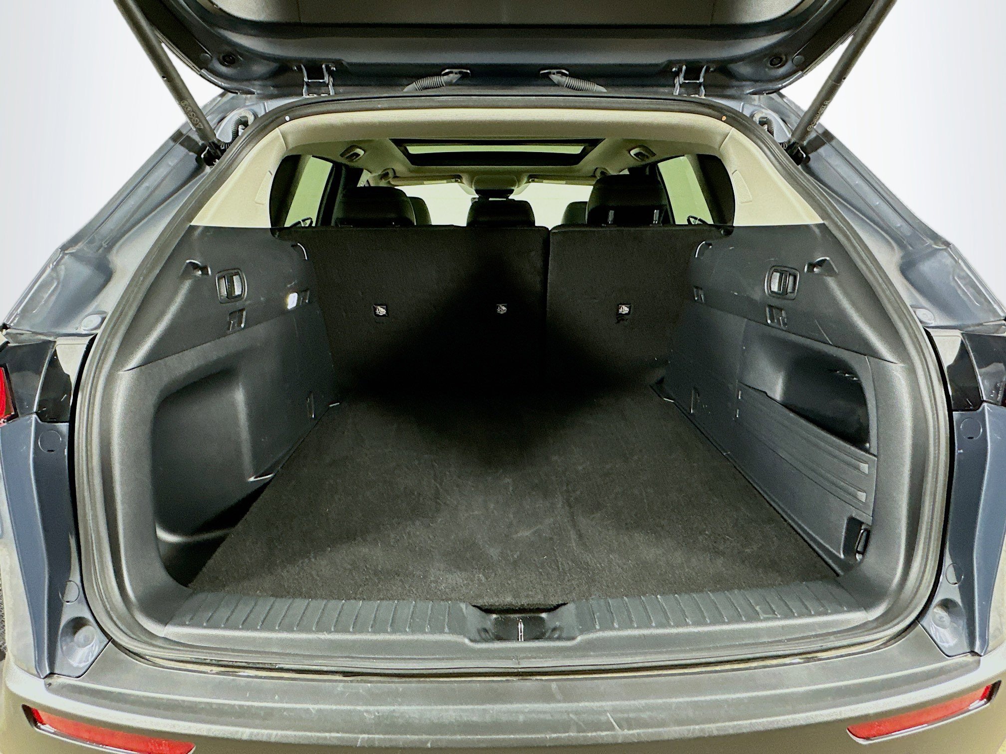 Used 2025 MAZDA CX-50 AWD 2.5 Hybrid w/ Premium Pkg image 28