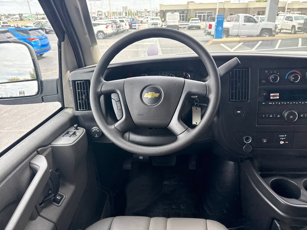 New 2026 Chevrolet Express 2500 w/ Driver Convenience Package RWD image 30