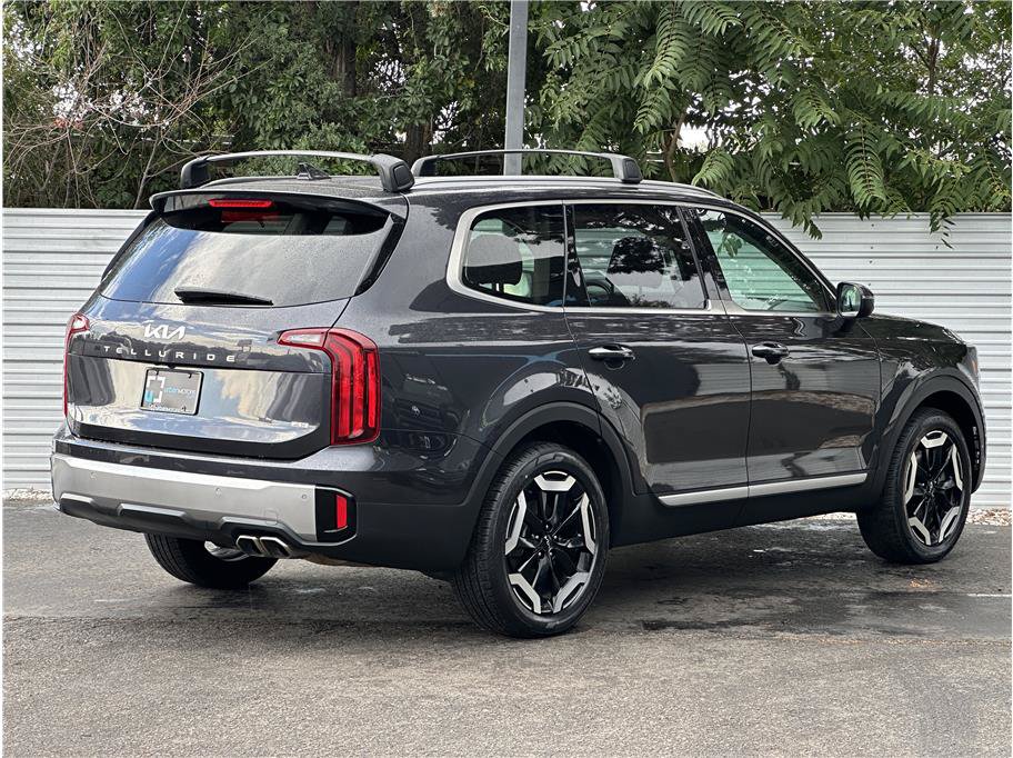 Used 2025 Kia Telluride S AWD/4WD image 10