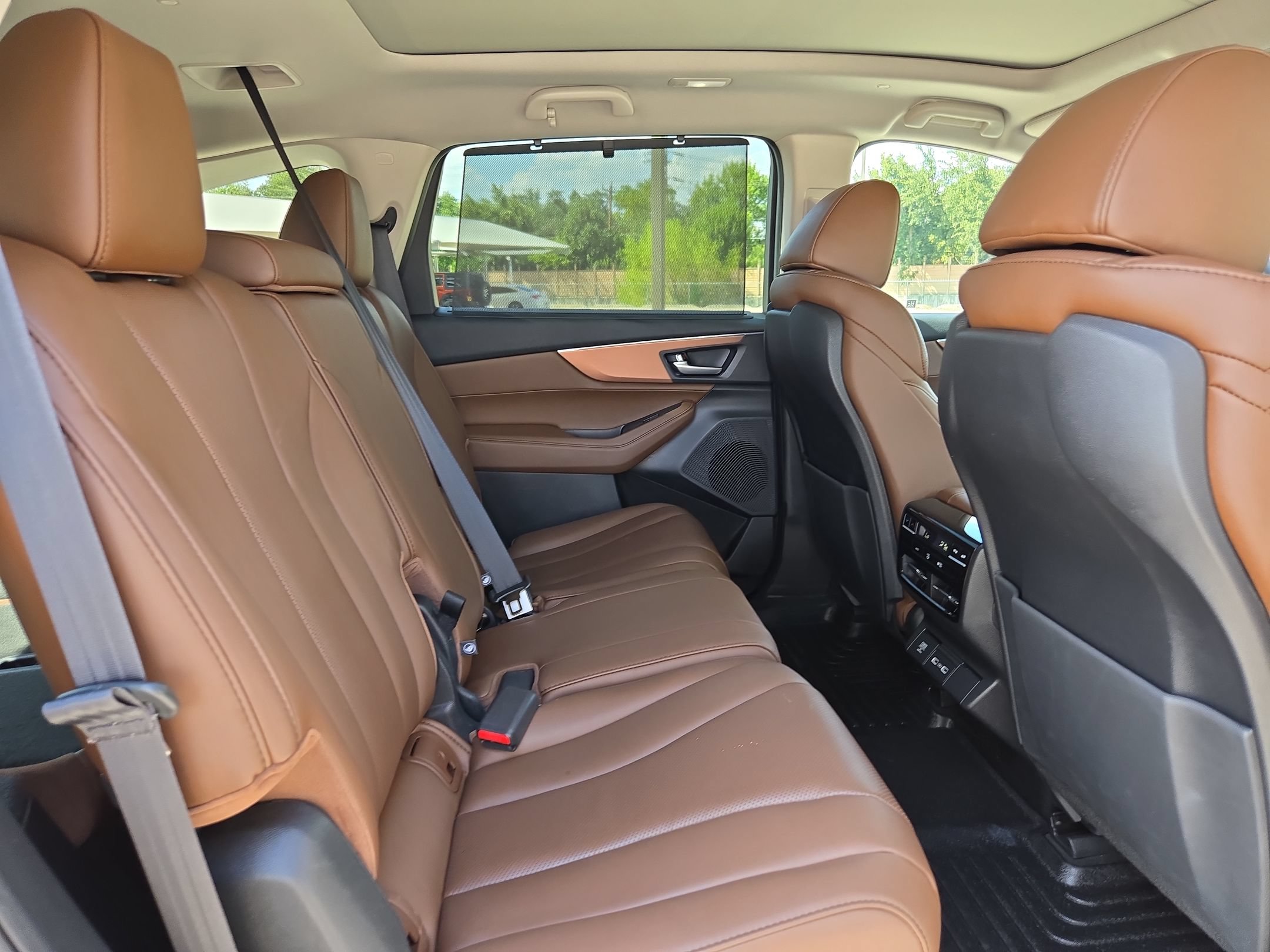 Used 2024 Acura MDX w/ Technology Package AWD/4WD image 25