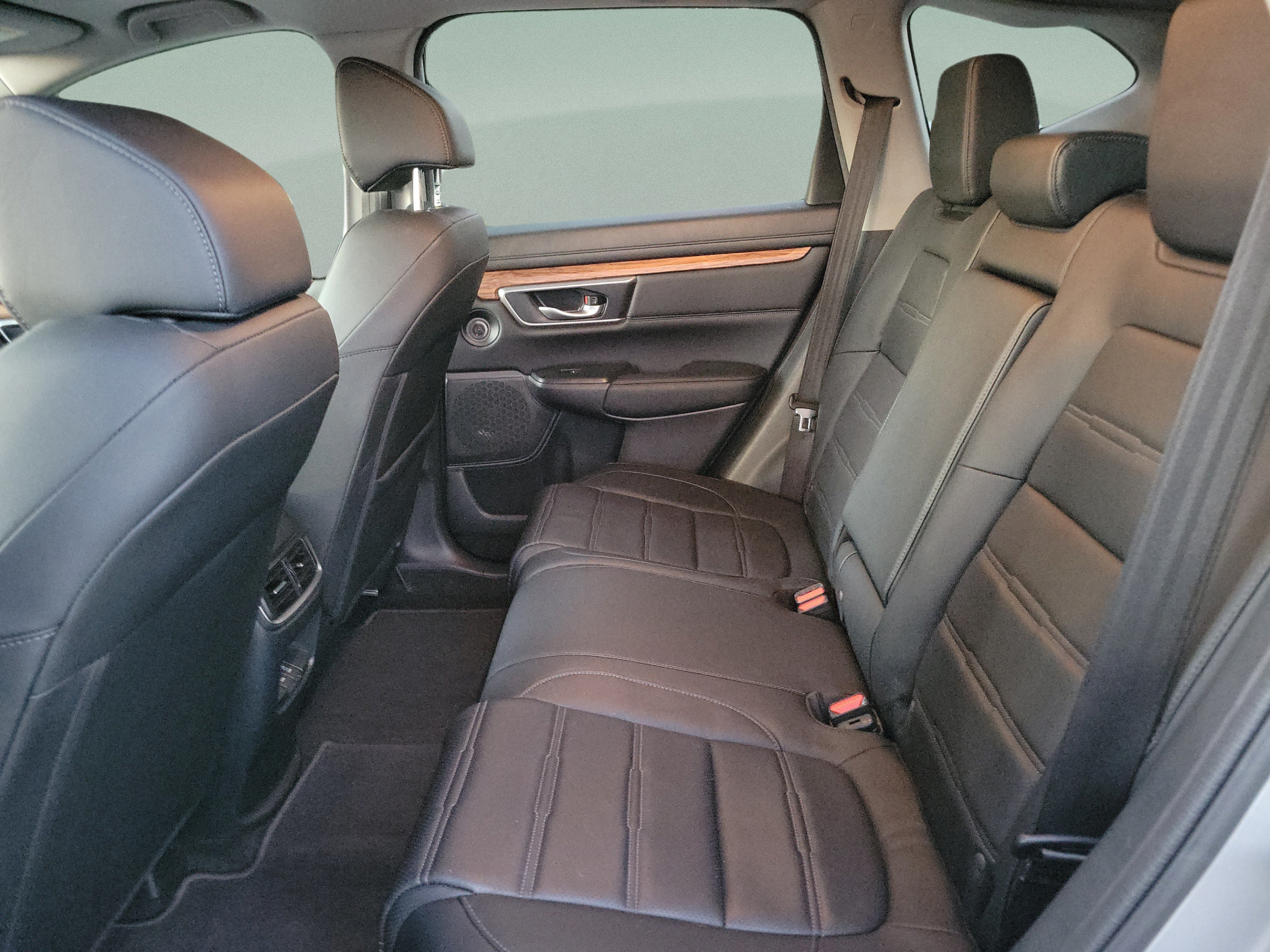 Used 2020 Honda CR-V Touring image 7