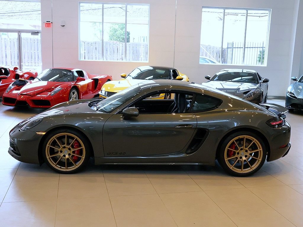 Used 2025 Porsche 718 Cayman GTS RWD image 3