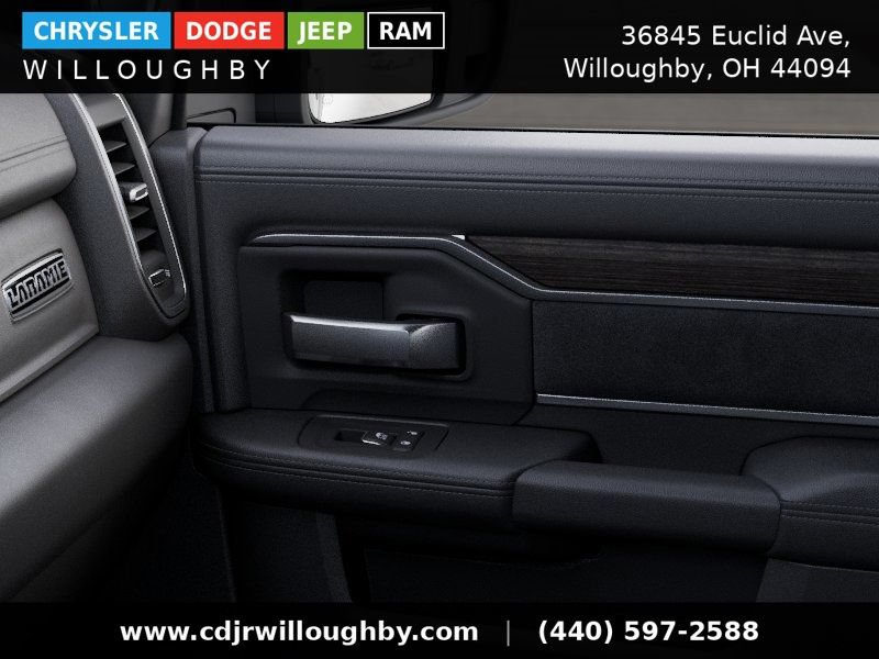 New 2025 RAM 2500 Laramie AWD/4WD image 28