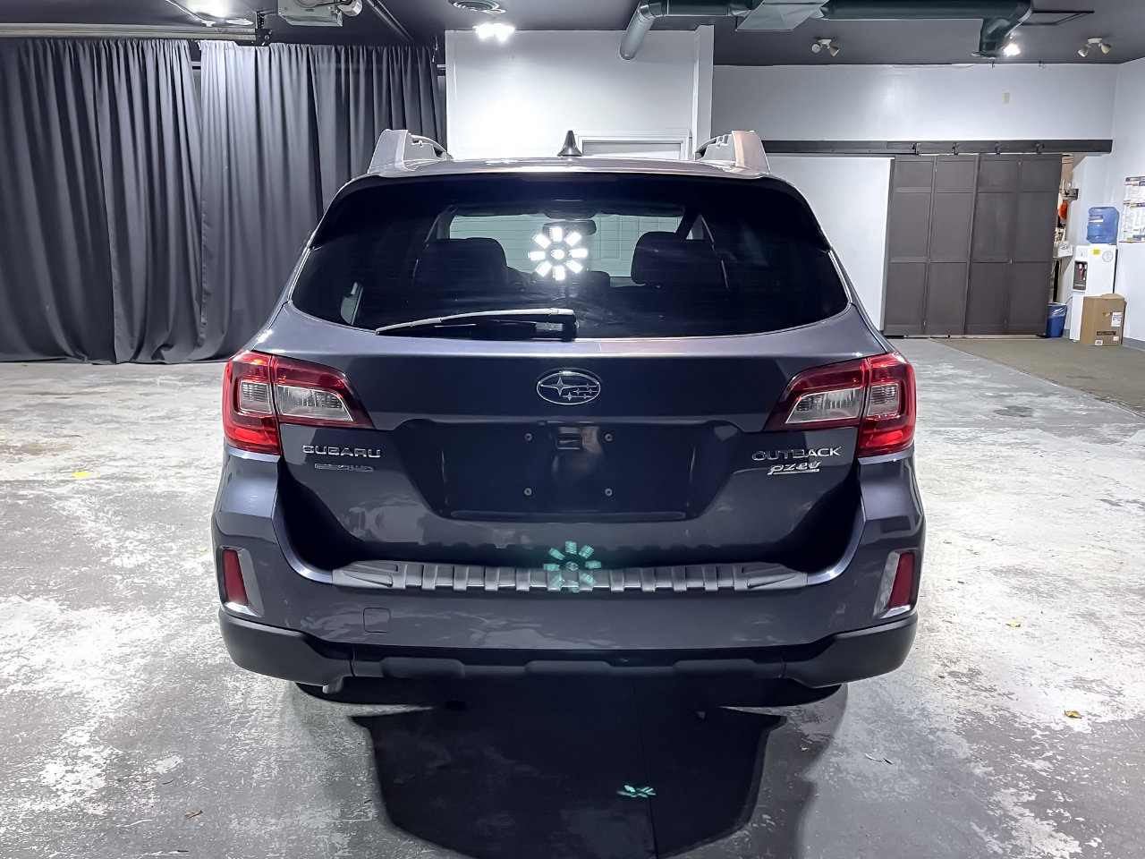 Used 2017 Subaru Outback 2.5i Limited image 7