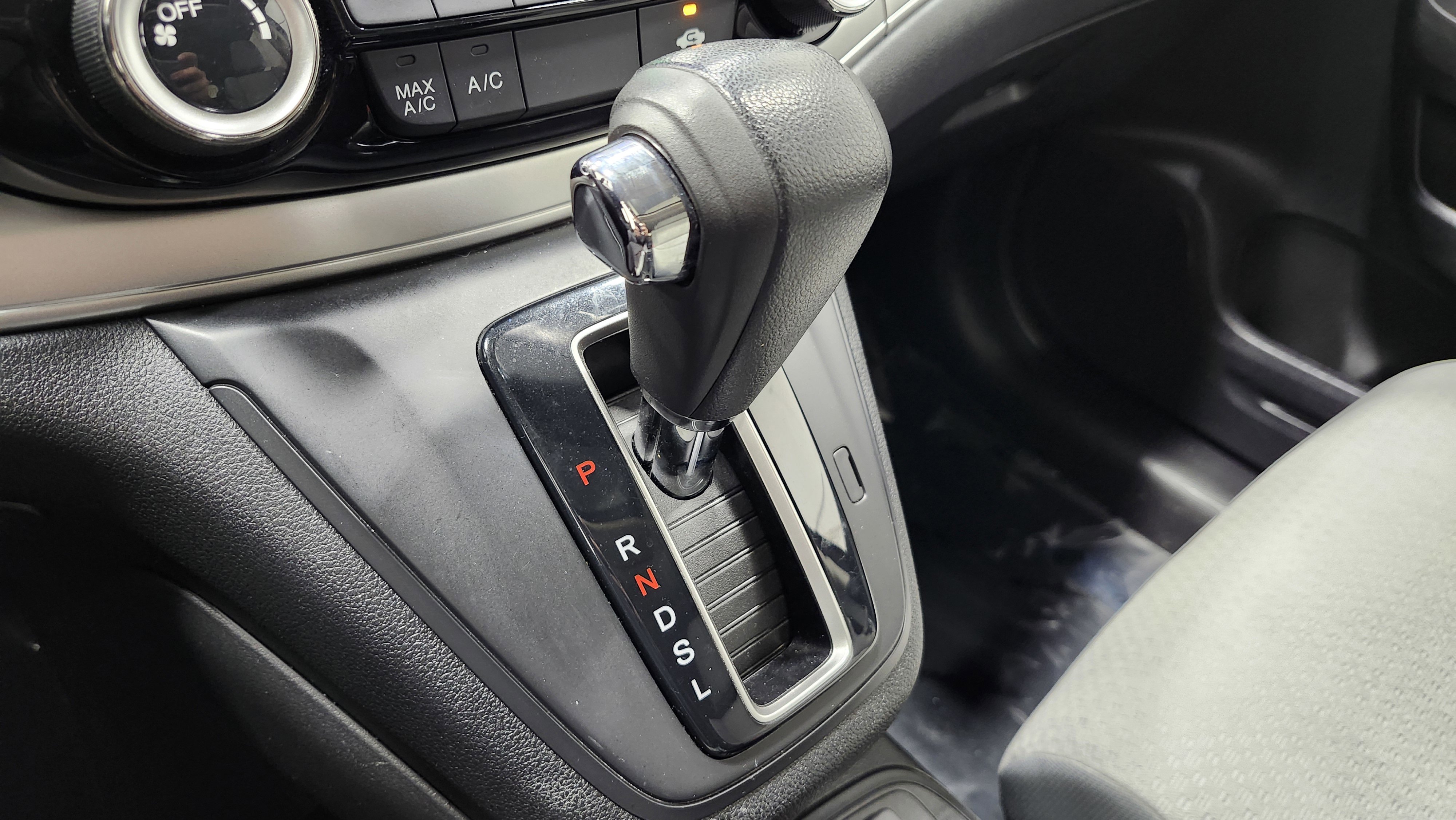 Used 2016 Honda CR-V EX image 32