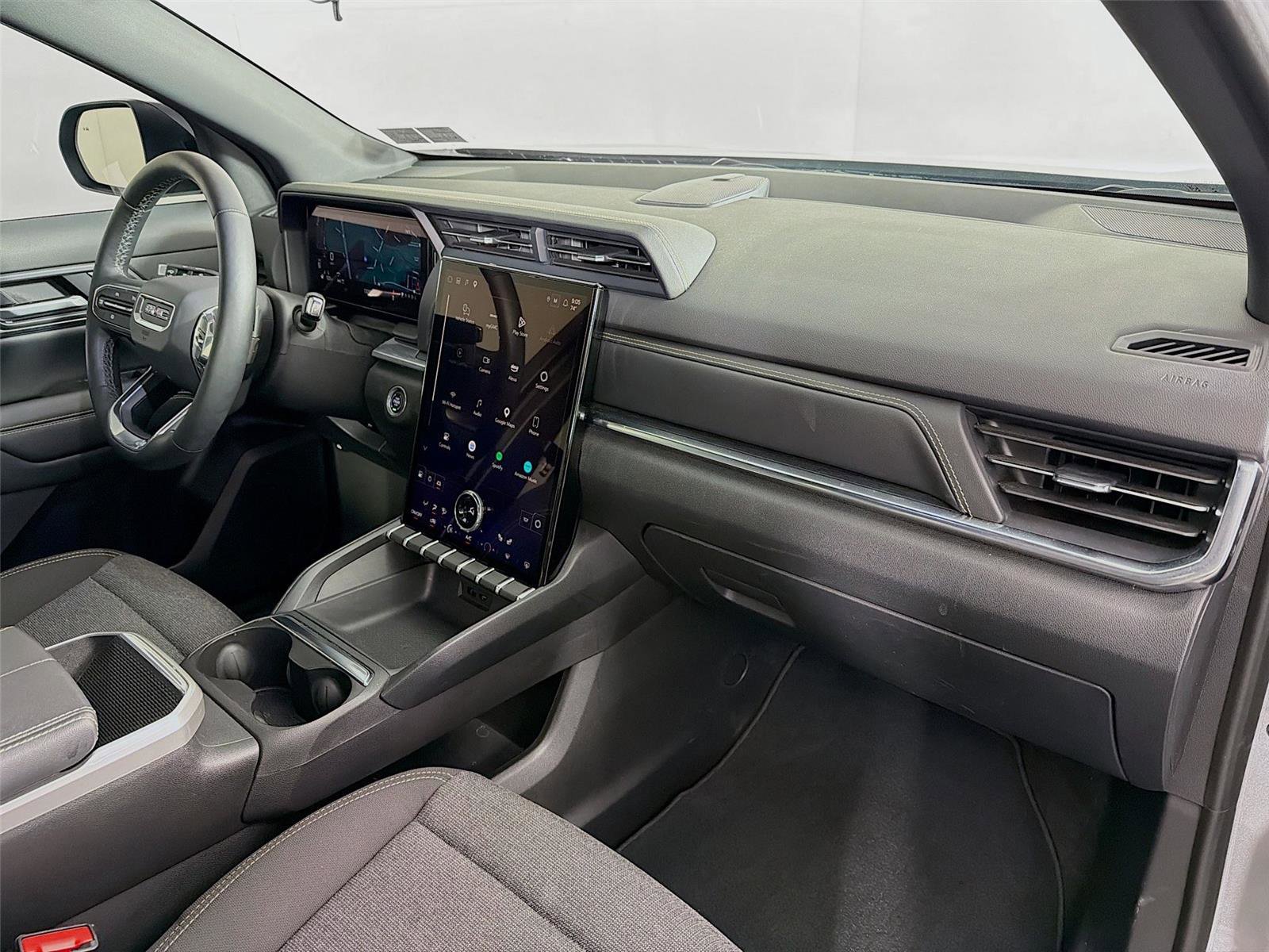 Used 2025 GMC Terrain Elevation AWD/4WD image 29
