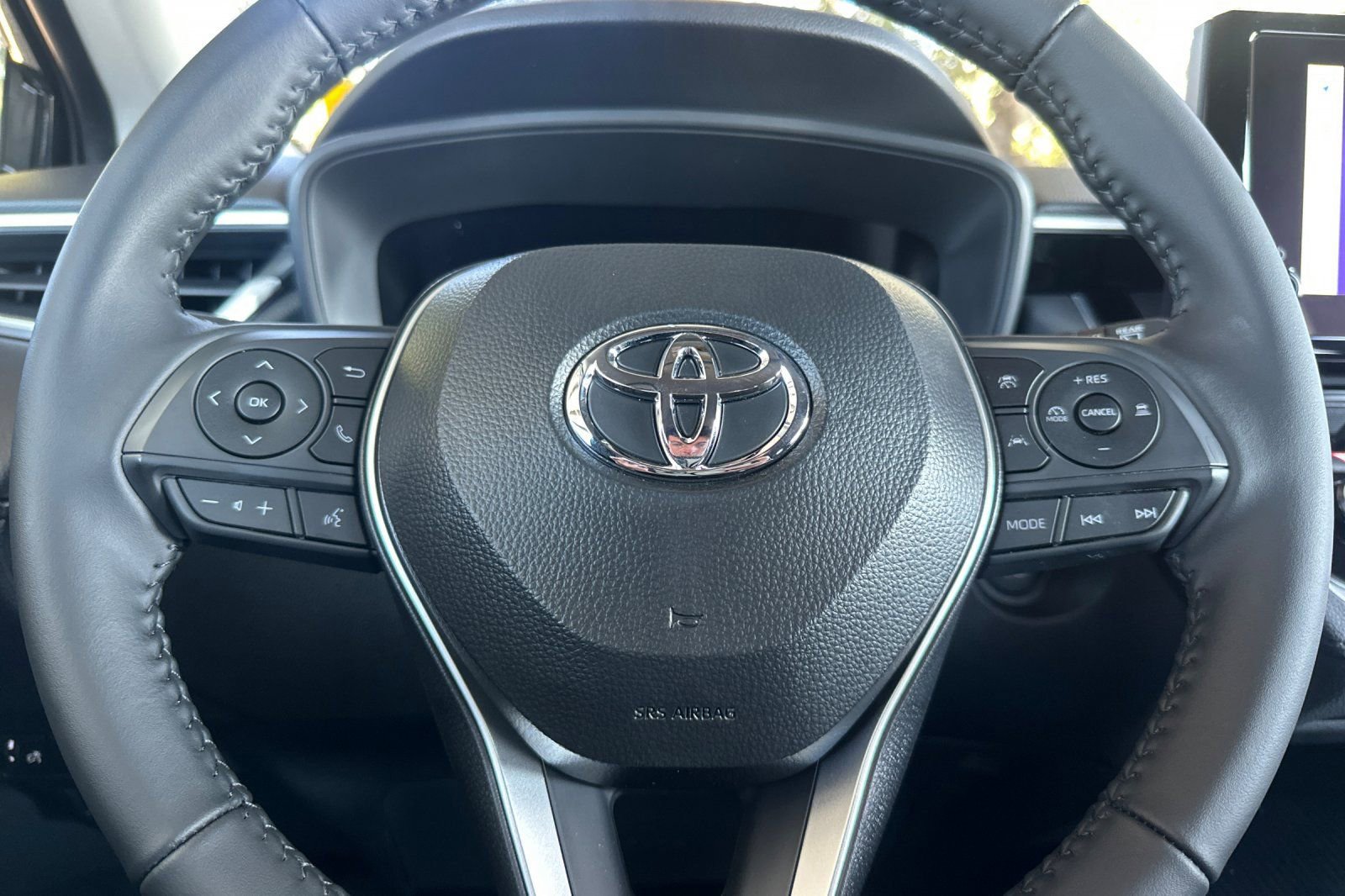 Certified 2026 Toyota Corolla Cross LE image 27