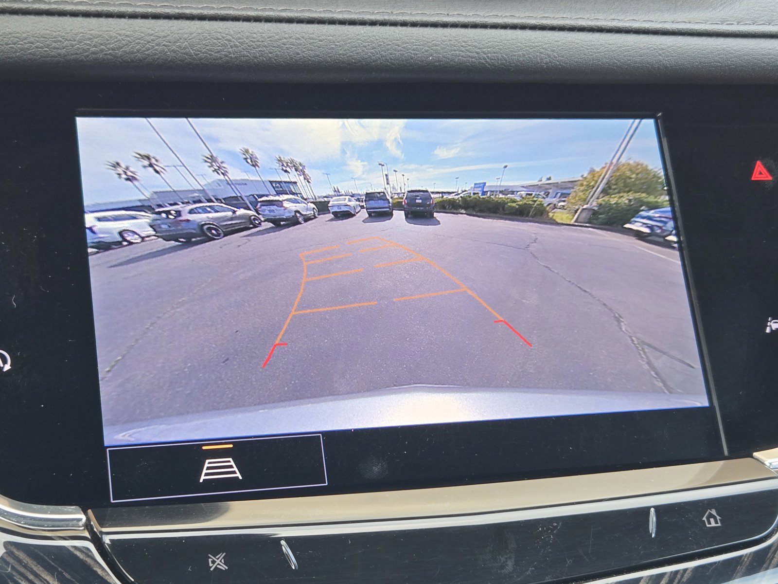 Certified 2025 Cadillac XT6 Premium Luxury image 19