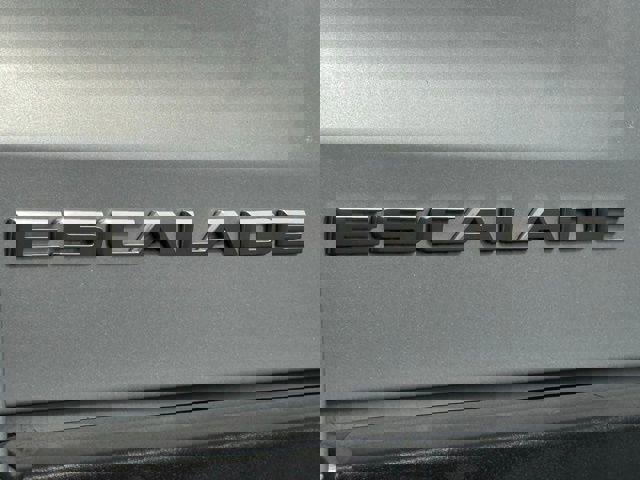 Used 2020 Cadillac Escalade Luxury image 9