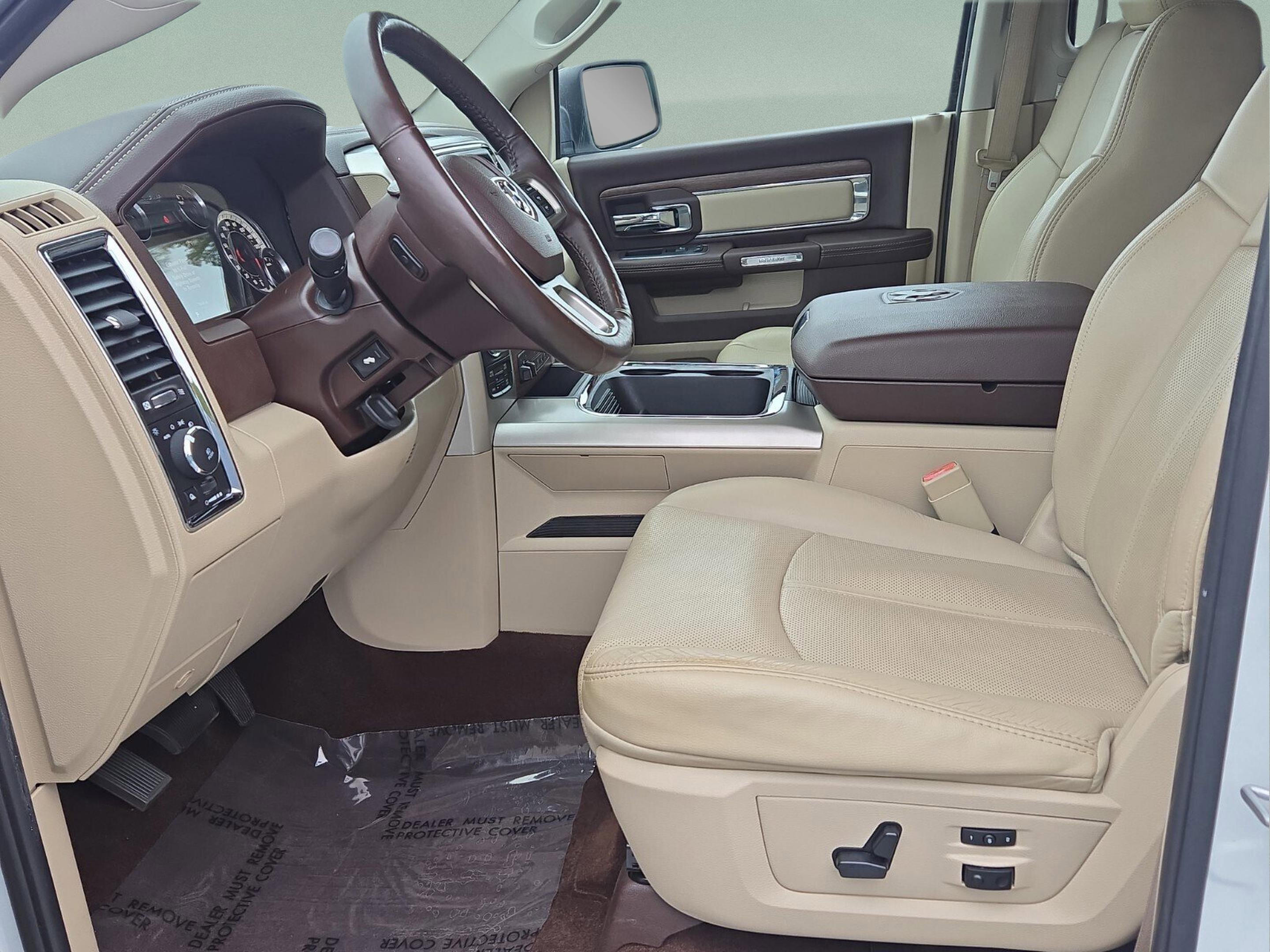 Used 2018 RAM 1500 Laramie w/ Convenience Group image 8