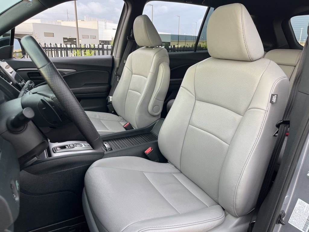Certified 2023 Honda Passport EX-L image 26