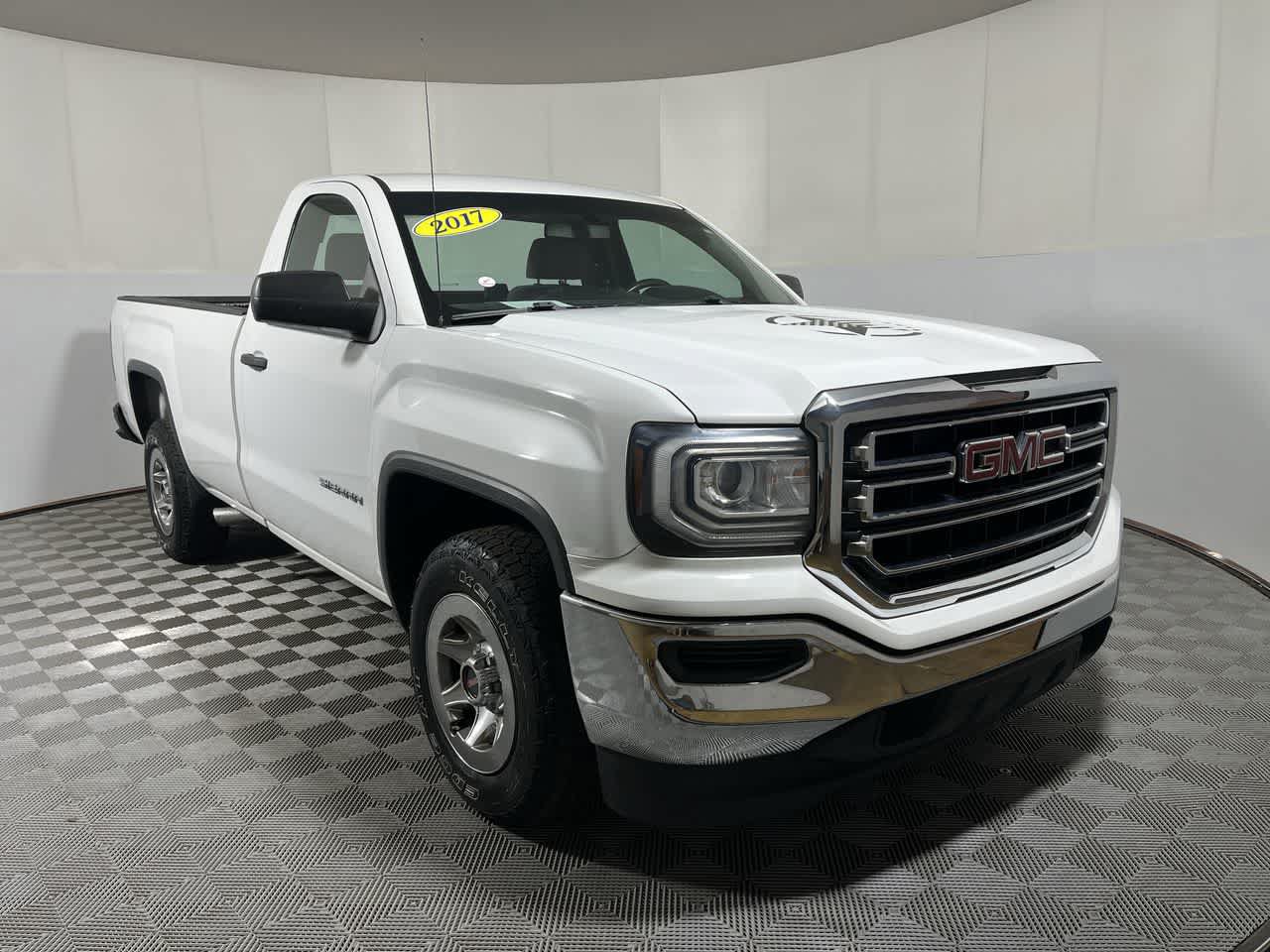 Used 2017 GMC Sierra 1500 2WD Regular Cab image 2