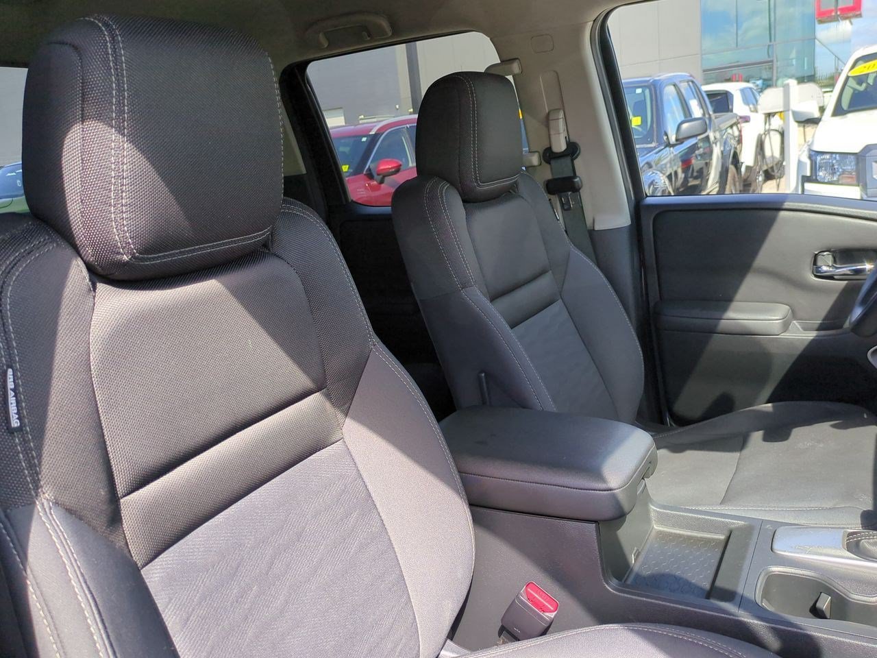 Certified 2023 Nissan Frontier SV AWD/4WD image 40