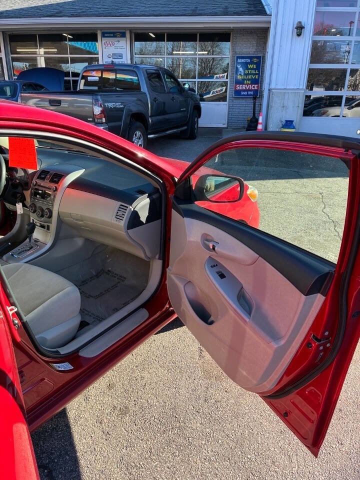 Used 2011 Toyota Corolla LE image 18