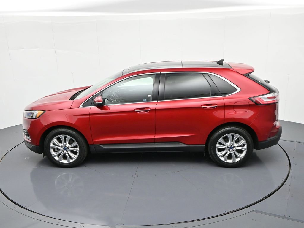 Used 2020 Ford Edge Titanium w/ Equipment Group 301A AWD/4WD image 29