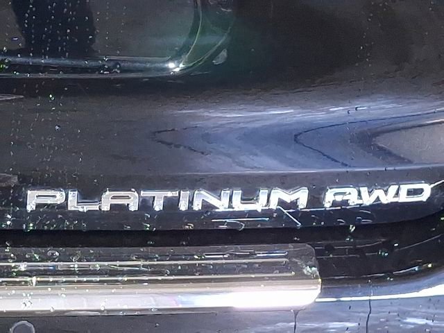 Used 2023 Toyota Highlander Platinum image 30