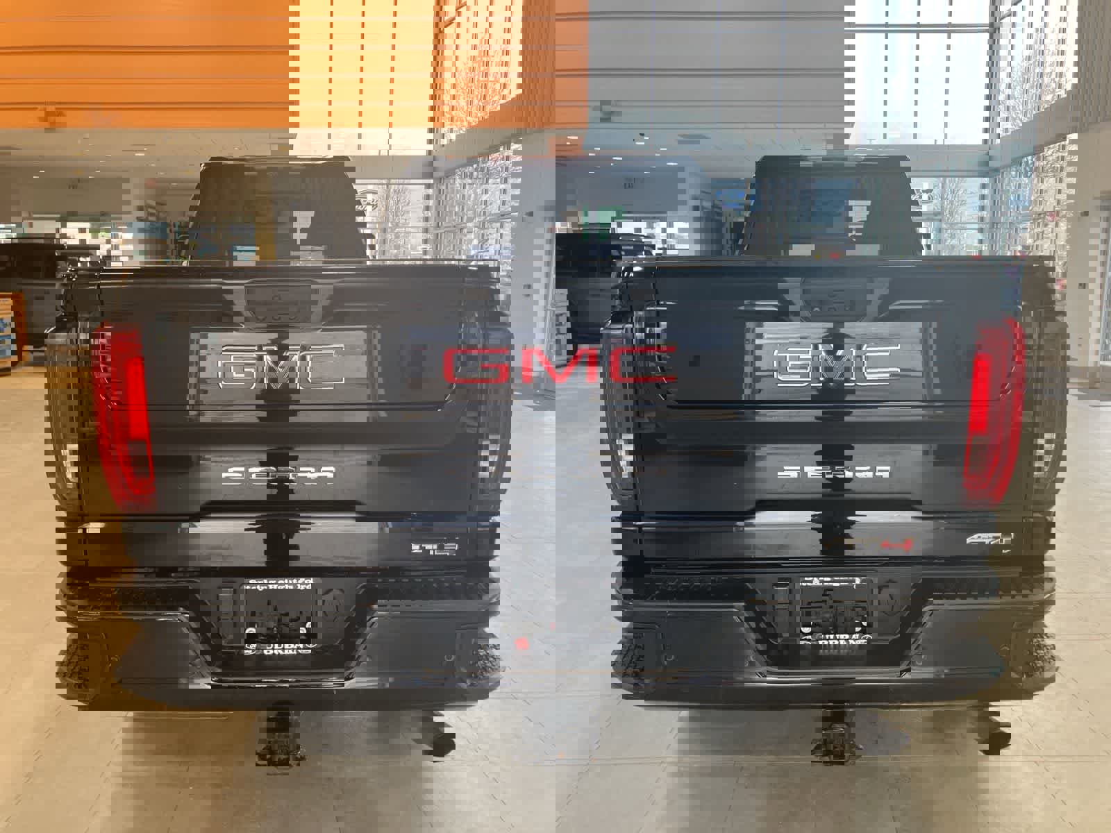 Used 2021 GMC Sierra 2500 AT4 w/ AT4 Preferred Package image 6