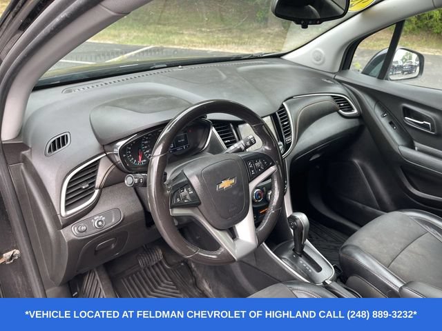 Used 2019 Chevrolet Trax LT w/ LT Convenience Package FWD image 11