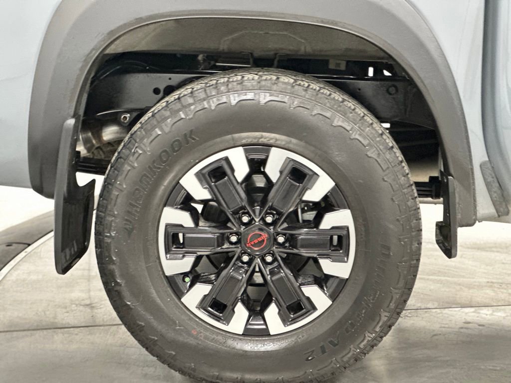 Used 2024 Nissan Frontier PRO-4X w/ Off-Road Protection Package image 25