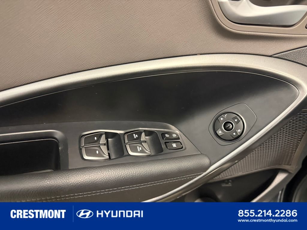 Used 2017 Hyundai Santa Fe Sport 2.0T AWD/4WD image 26