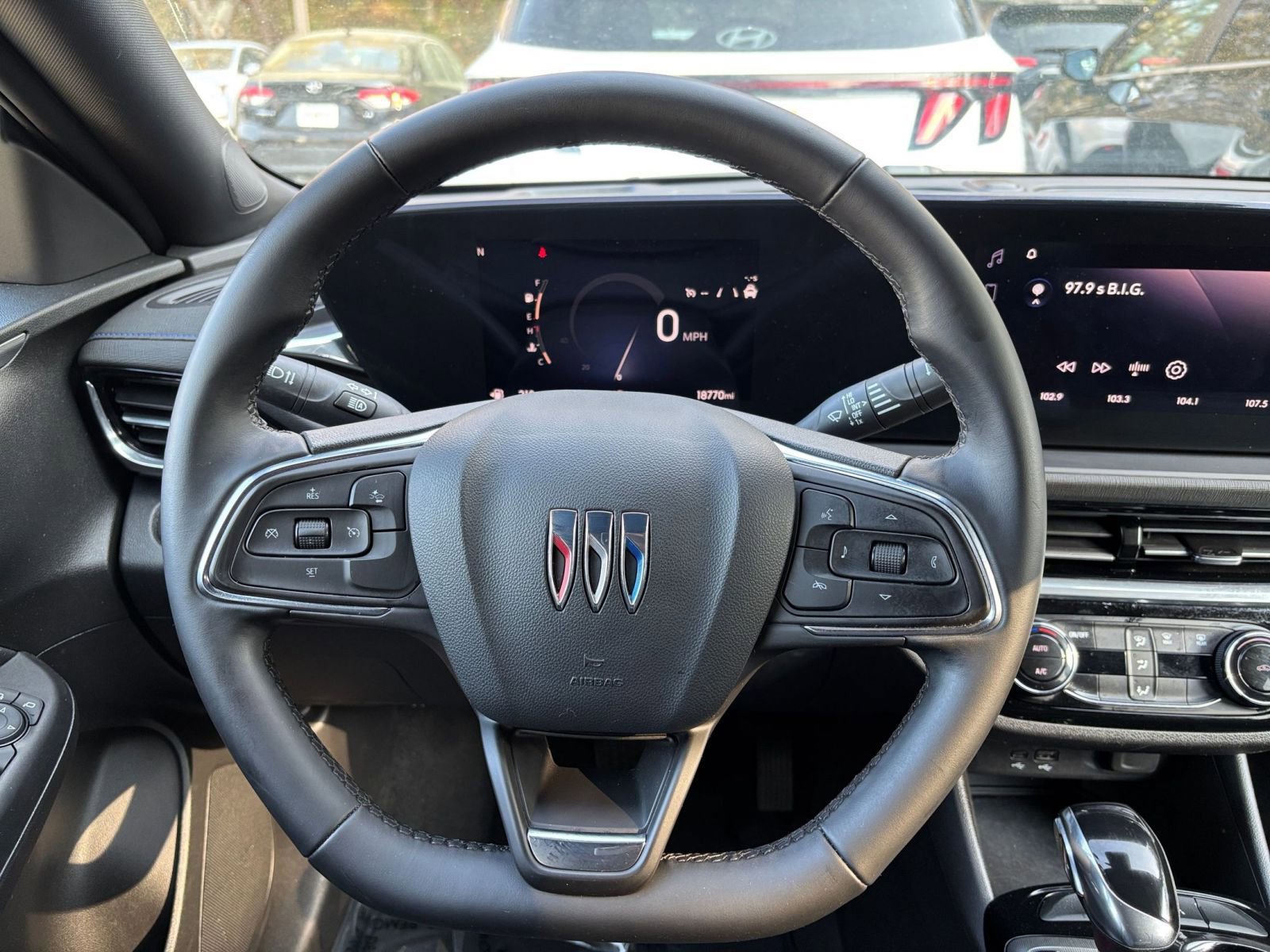 Used 2025 Buick Envista Sport Touring FWD image 35