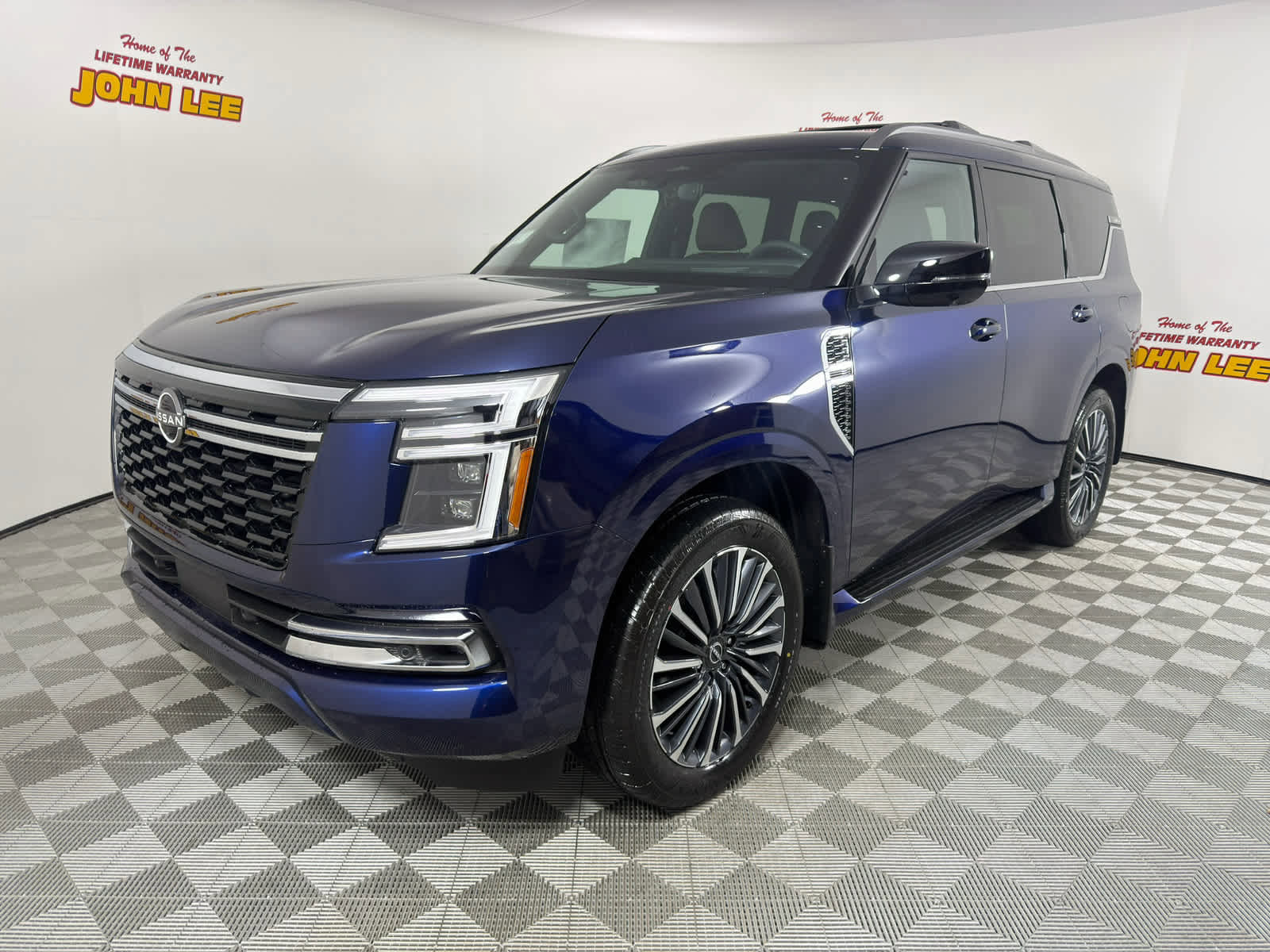 New 2026 Nissan Armada Platinum Reserve w/ Accent Package AWD/4WD image 1