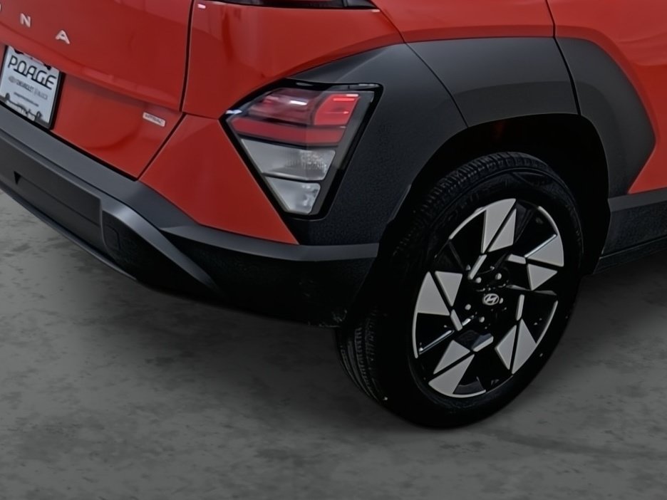Used 2025 Hyundai Kona SEL AWD/4WD image 12
