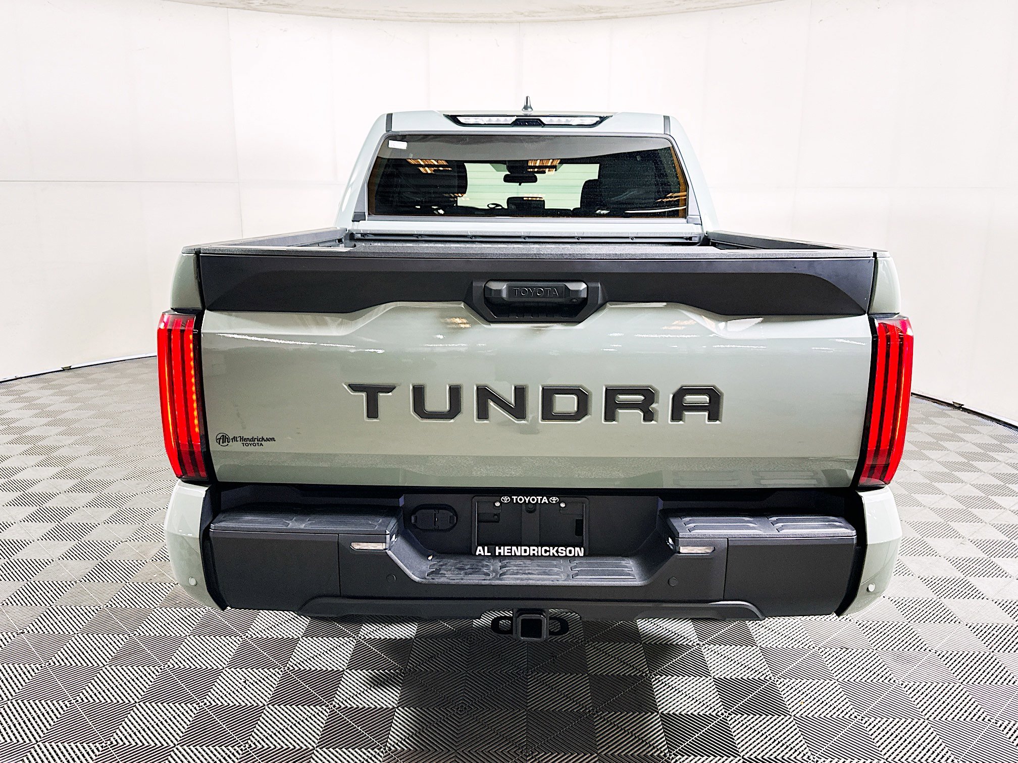 Used 2025 Toyota Tundra SR5 w/ SR5 Convenience Package image 4