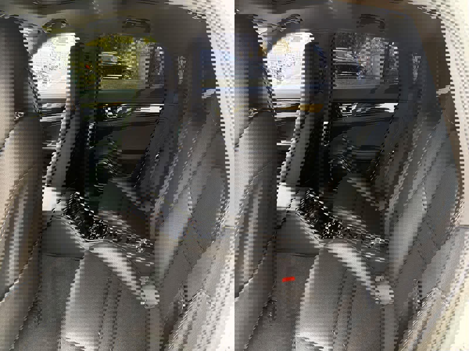 Used 2021 Porsche Panamera 4 image 28