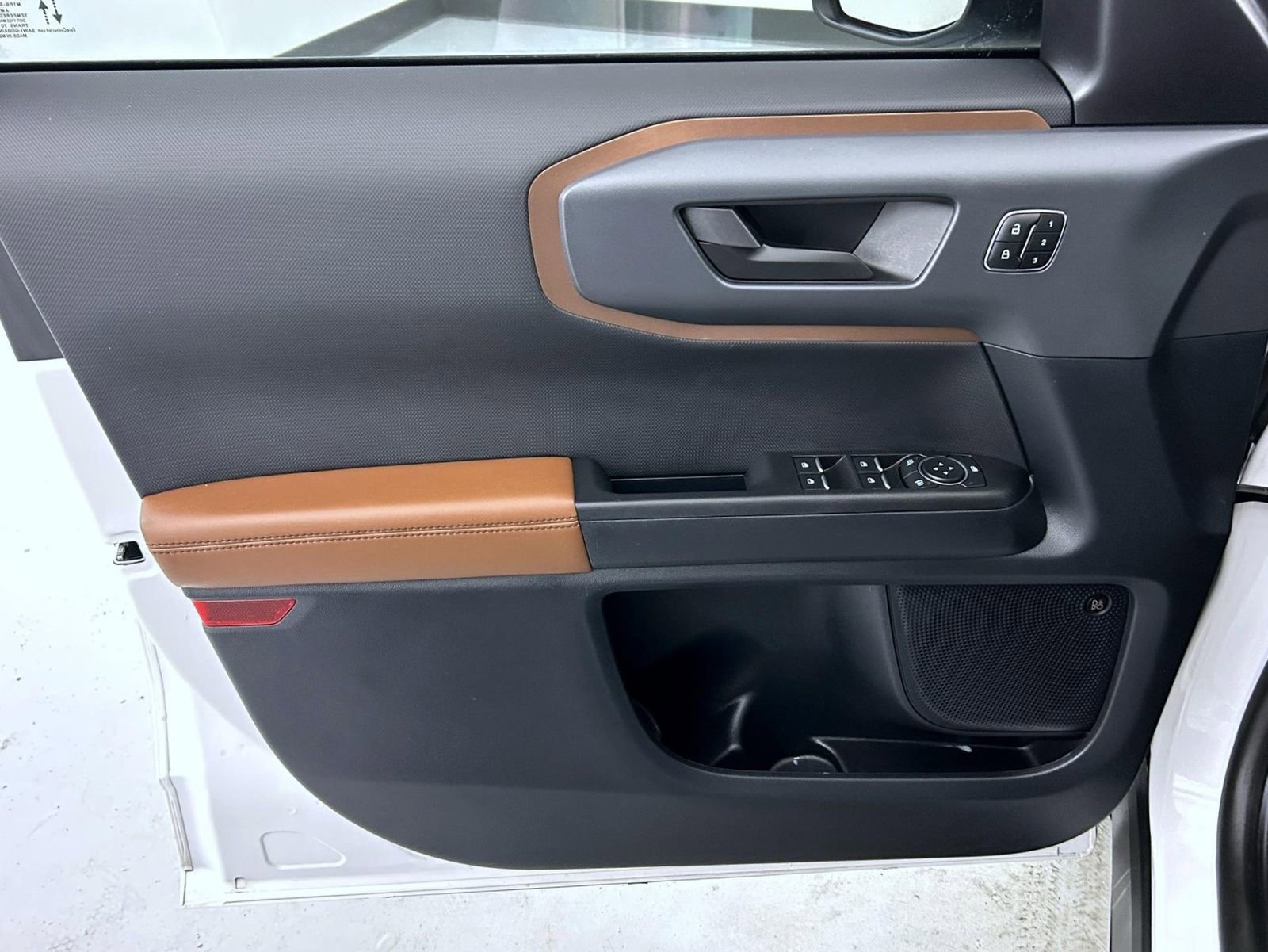 Used 2023 Ford Bronco Sport Outer Banks w/ Tech Package image 9