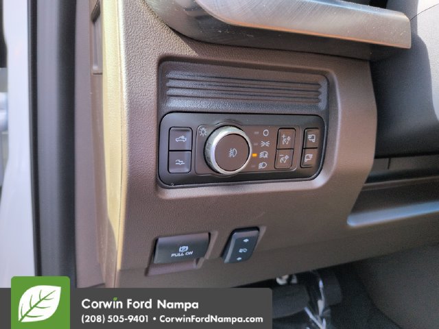 New 2026 Ford F350 King Ranch w/ Chrome Package AWD/4WD image 13