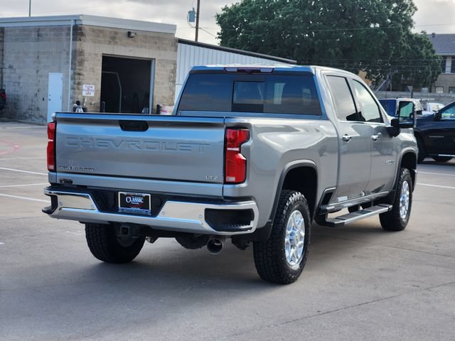 Used 2025 Chevrolet Silverado 2500 LTZ w/ LTZ Convenience Package AWD/4WD image 15