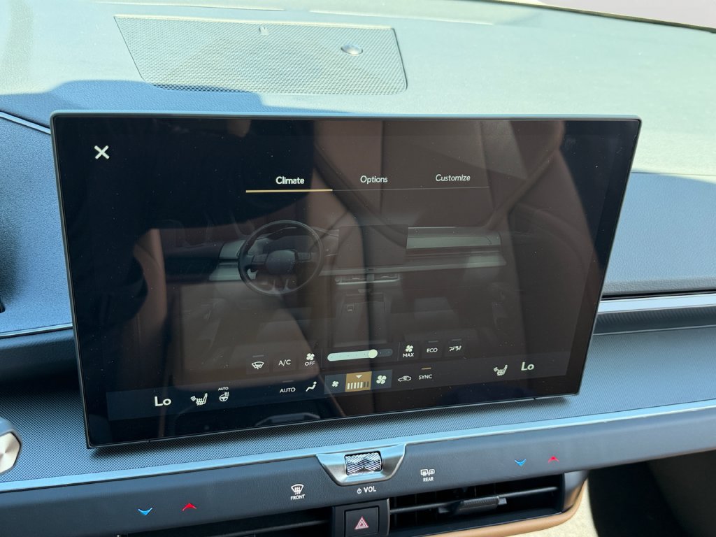 New 2026 Lexus ES 500e AWD/4WD image 20