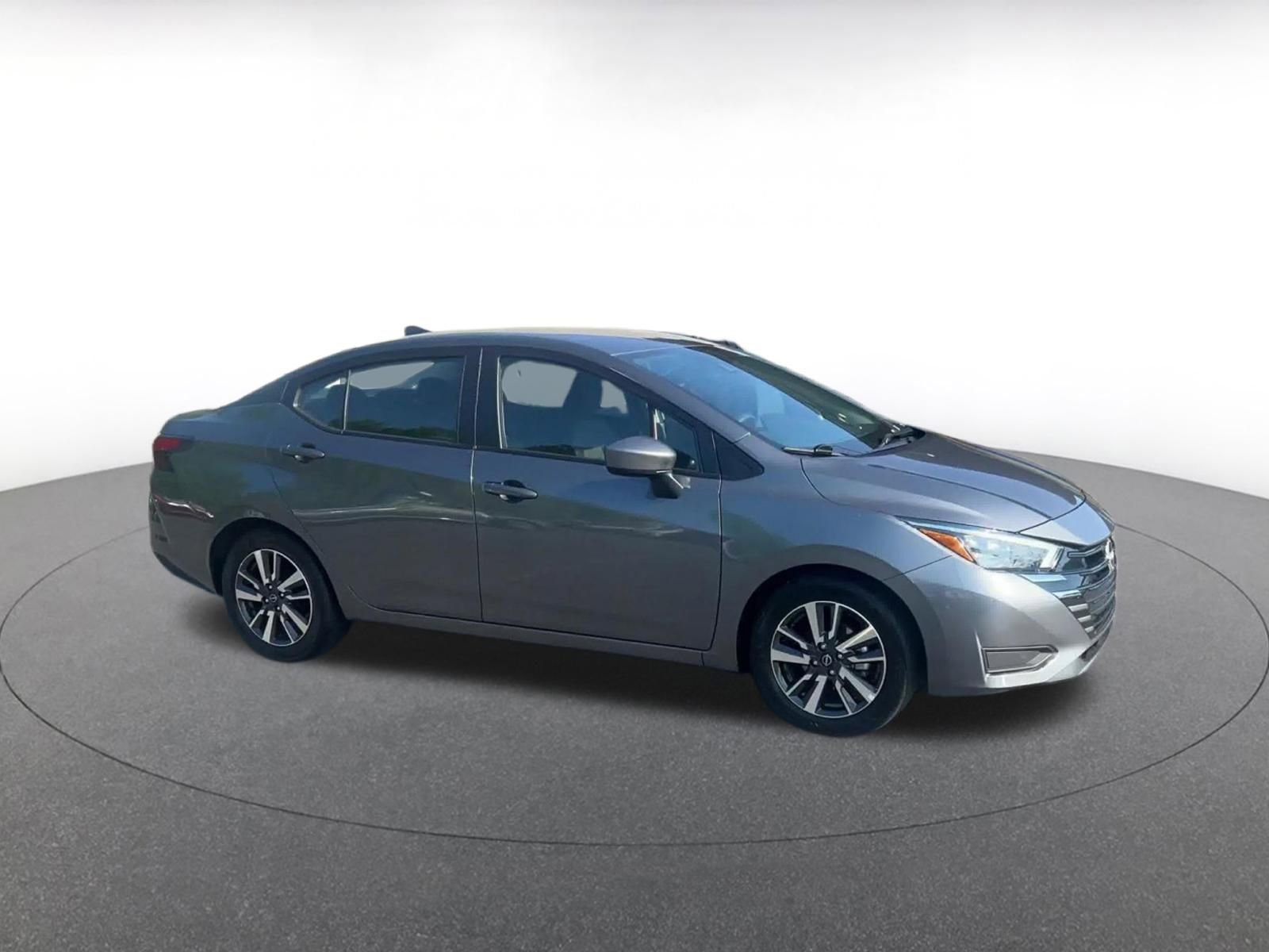 Used 2025 Nissan Versa SV FWD video 2