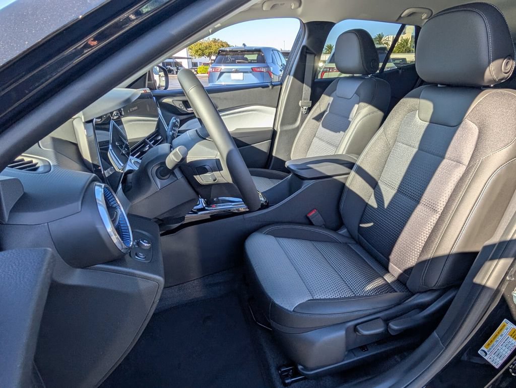 New 2026 Chevrolet Trax LT w/ Driver Confidence Package FWD image 4