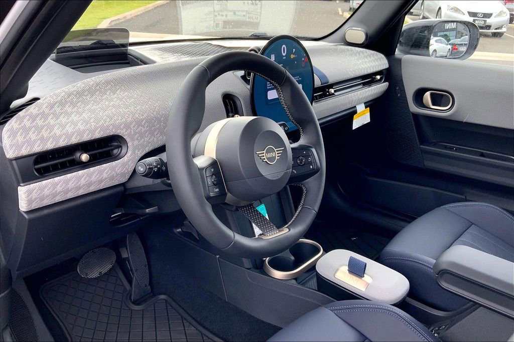 New 2026 MINI Cooper 4-Door Hardtop image 8