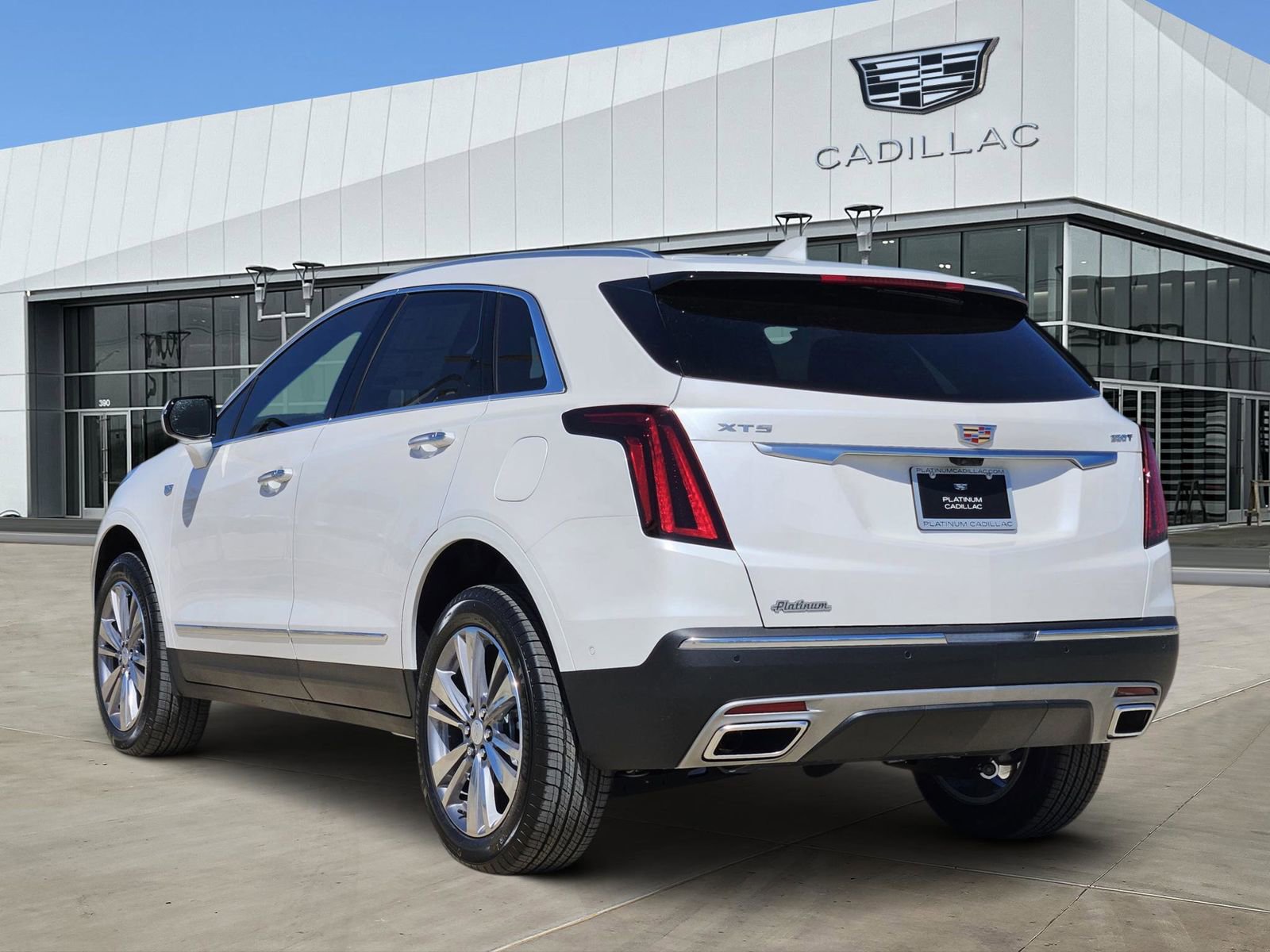 New 2026 Cadillac XT5 Premium Luxury w/ Driver Assist Package image 4