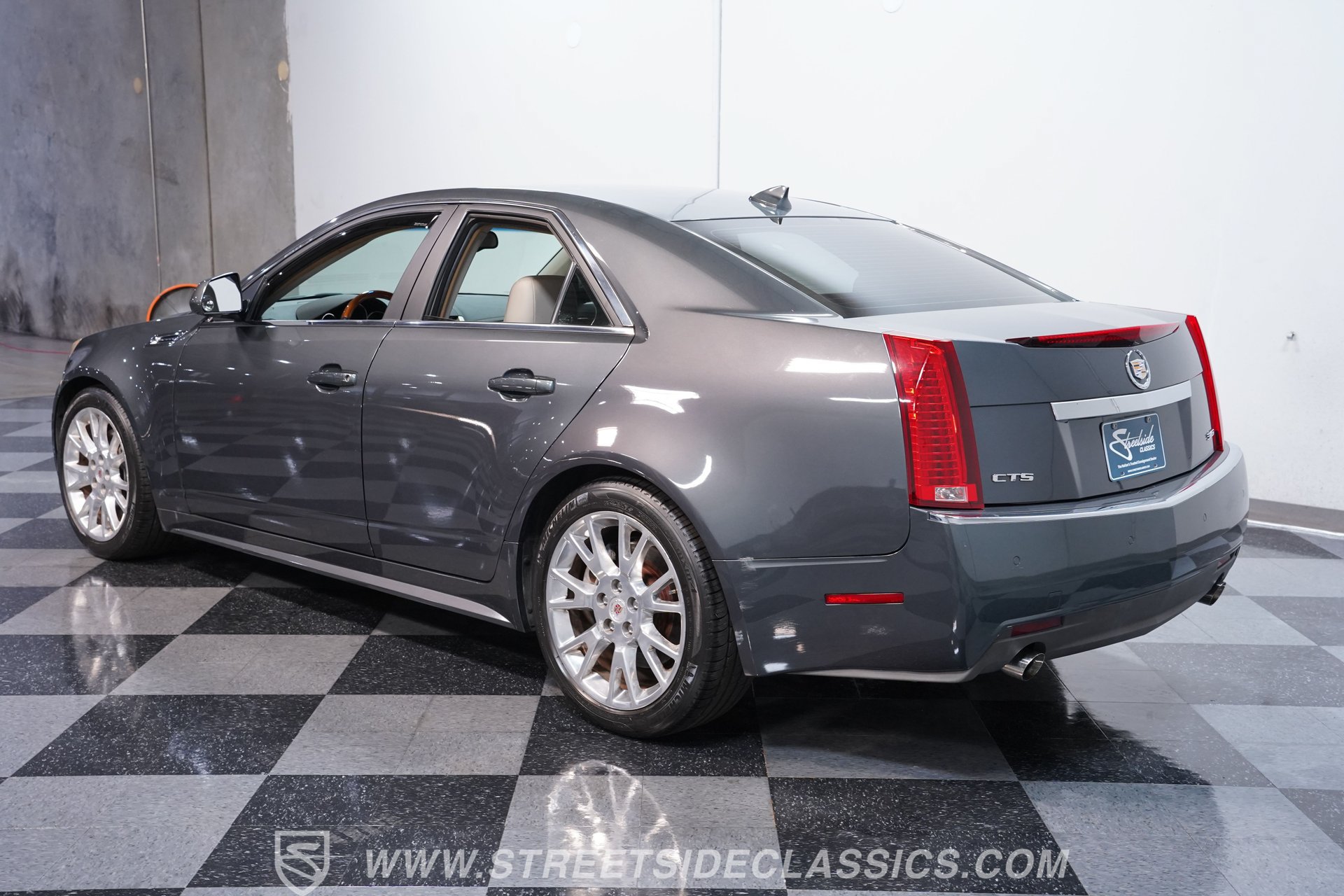 Used 2010 Cadillac CTS Performance w/ Performance Luxury Package RWD image 7