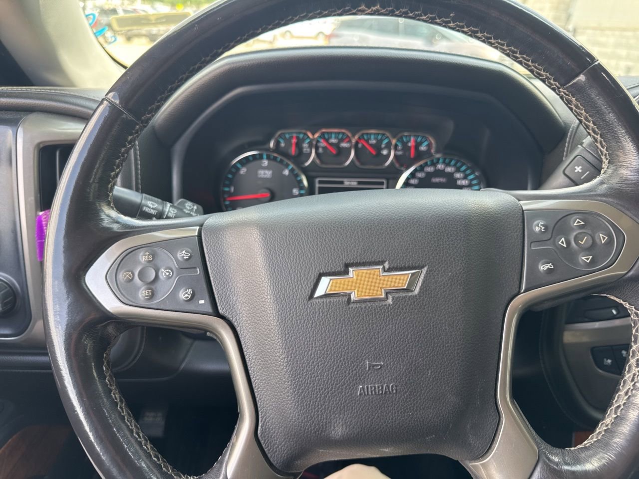 Used 2018 Chevrolet Silverado 1500 High Country image 12