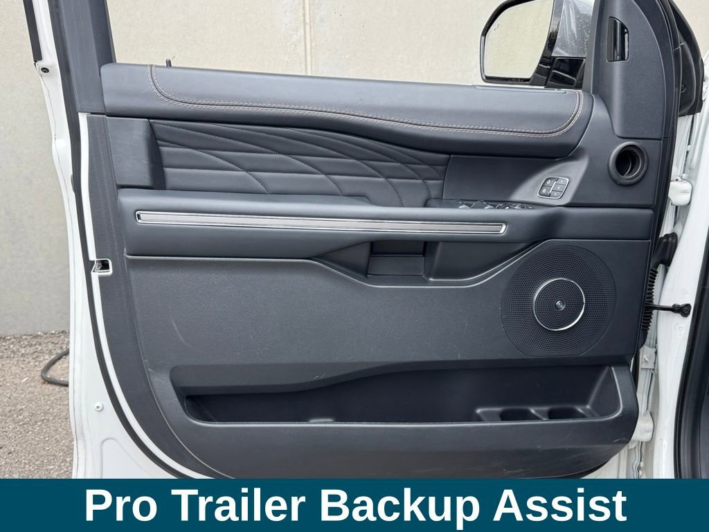 Used 2022 Ford Expedition Platinum image 16