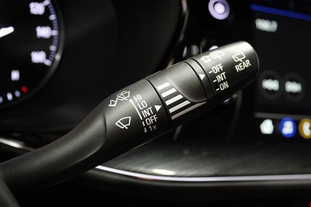 Certified 2023 Buick Envision Essence FWD image 25