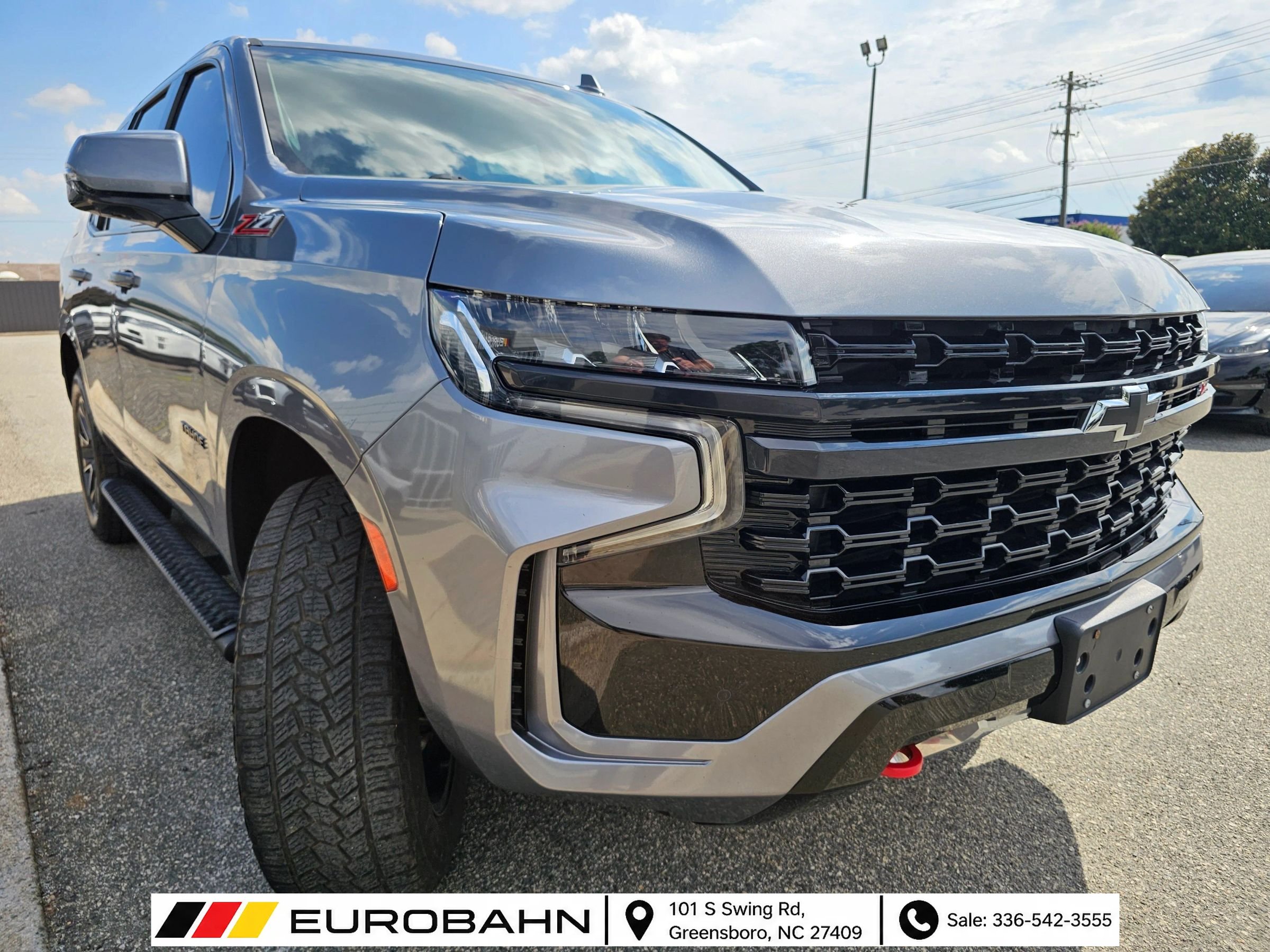 Used 2022 Chevrolet Tahoe Z71 w/ Z71 Off-Road Package AWD/4WD image 7
