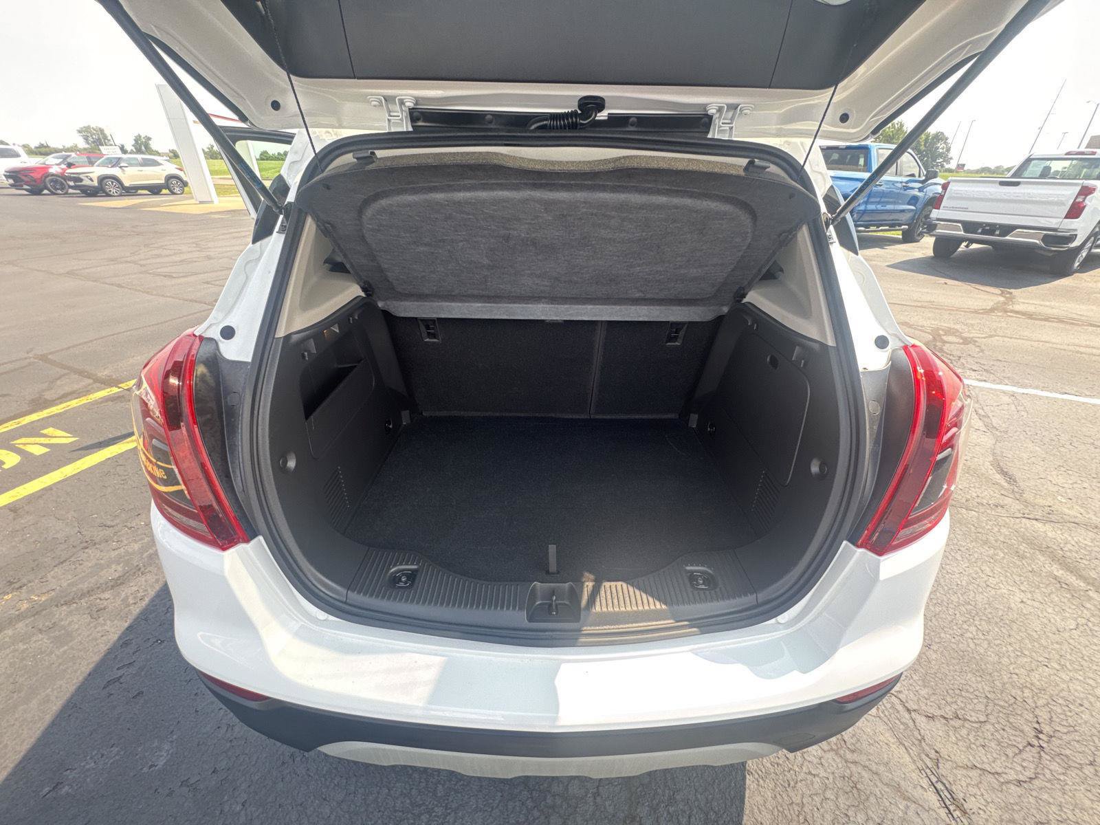 Used 2022 Buick Encore Preferred w/ Safety Package AWD/4WD image 6