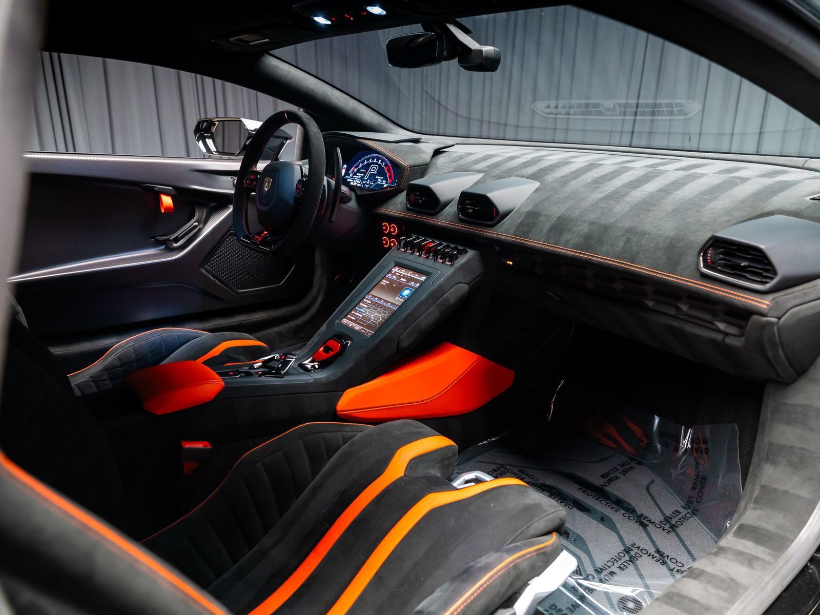 Used 2021 Lamborghini Huracan STO RWD image 5