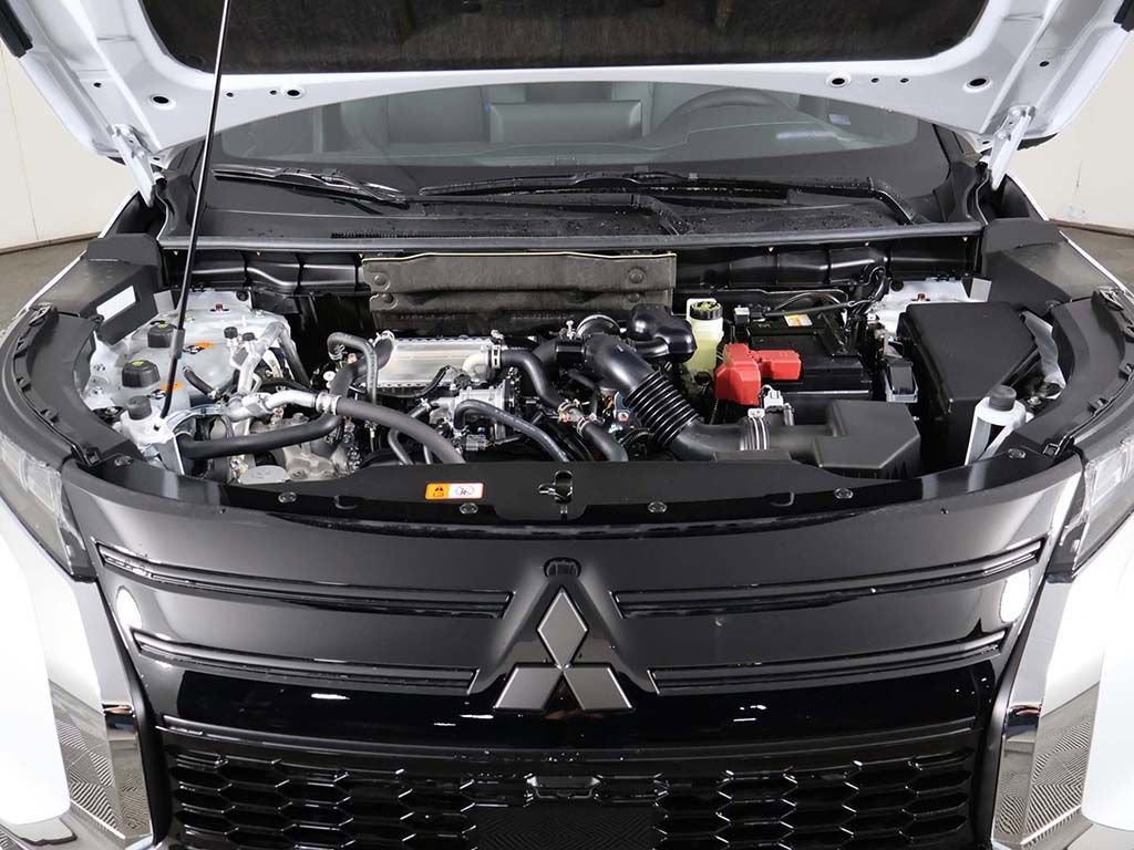 New 2026 Mitsubishi Outlander LE FWD image 19