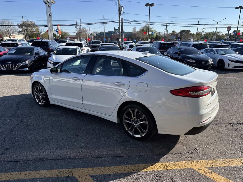 Used 2020 Ford Fusion SEL FWD image 6