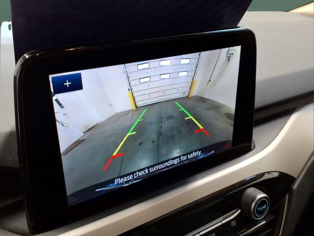 Used 2020 Ford Escape SE image 8