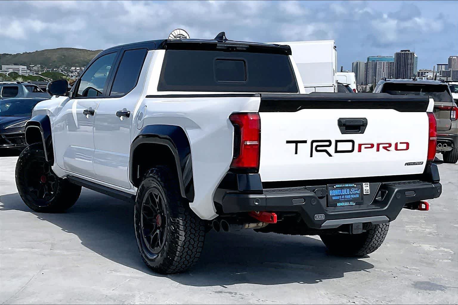 Used 2026 Toyota Tacoma TRD Pro AWD/4WD image 4
