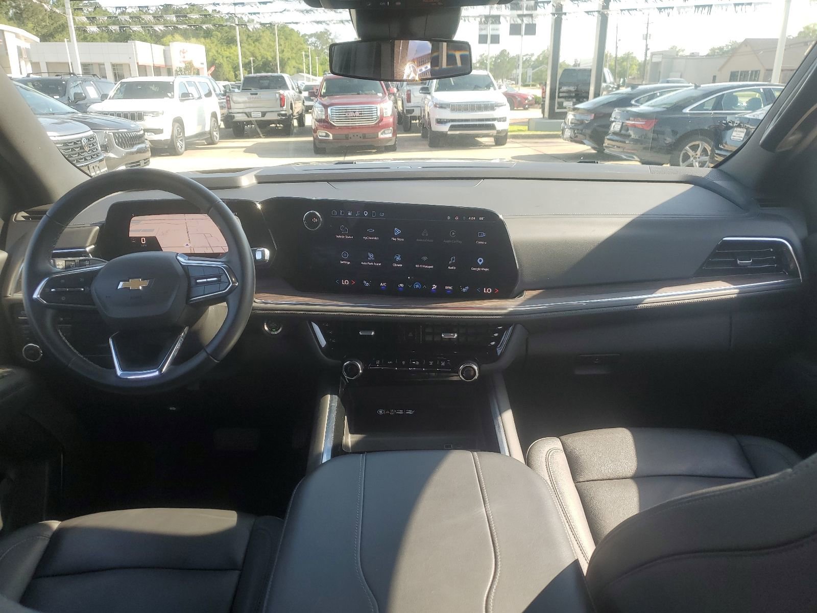 Used 2025 Chevrolet Tahoe LT AWD/4WD image 9